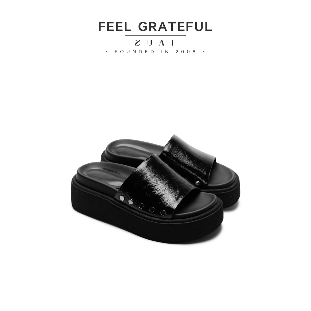 24ZUAI246【压花牛皮一字拖鞋】羊皮内里厚底铆钉露趾外穿休闲鞋