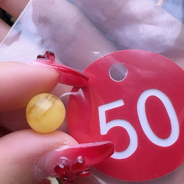 蜜蜡裸石未镶嵌微瑕 9.6mm 圆珠