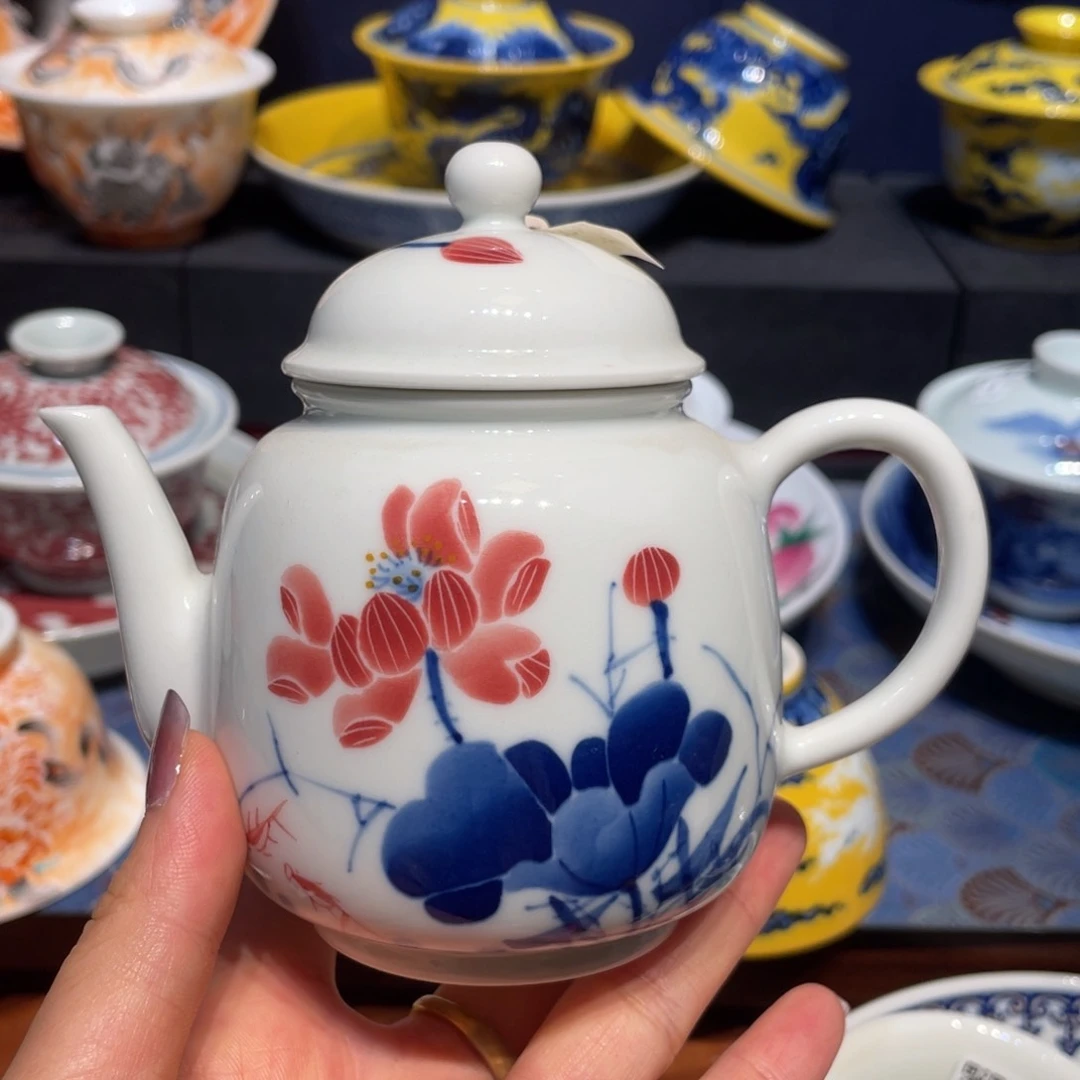 摆件景德镇美术作品展览