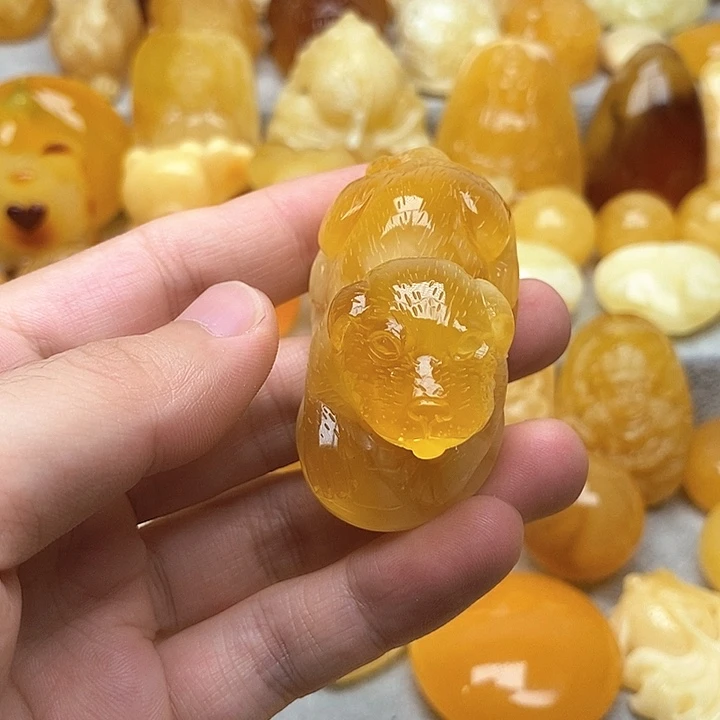 未镶嵌颈饰琥珀琥珀蜜蜡吊坠