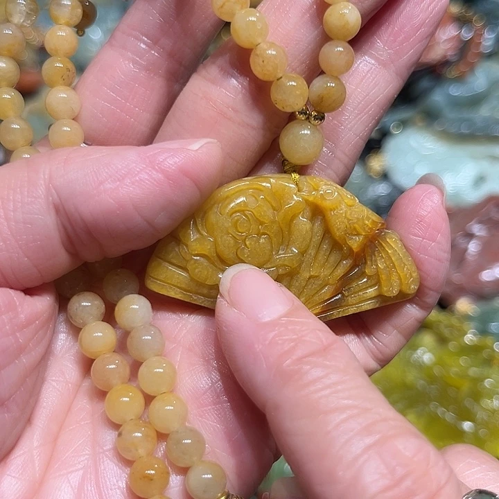 未镶嵌岫玉吊坠(赠链)