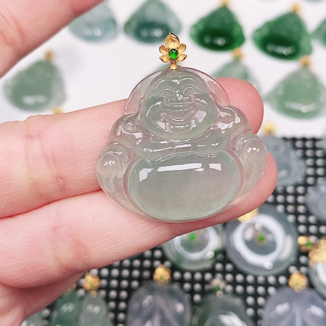 翡翠18K金镶嵌颈饰
