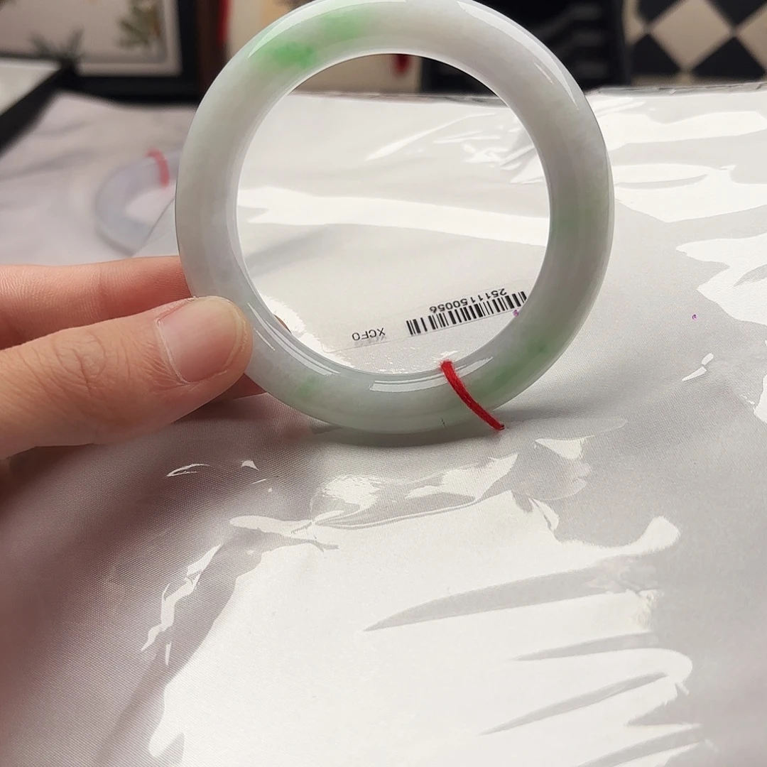 翡翠未镶嵌手镯5557 139