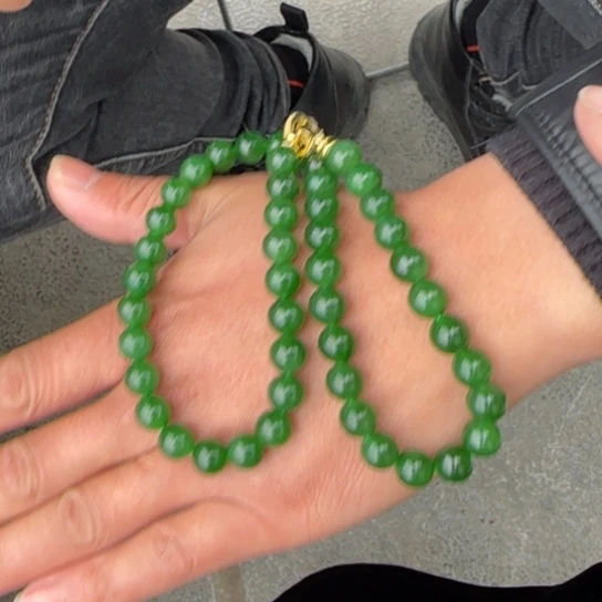 和田玉颈饰未镶嵌俄罗斯帝王绿卡10冰无黑点