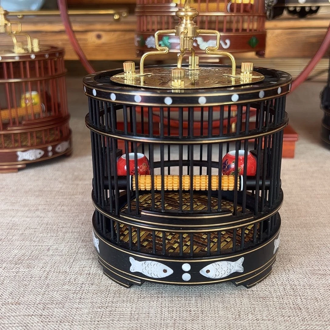 雄***鹰乌木太保钩镶嵌小鱼款一个