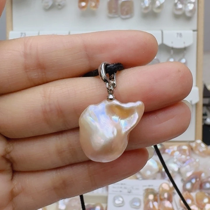 未镶嵌淡水珍珠颈饰