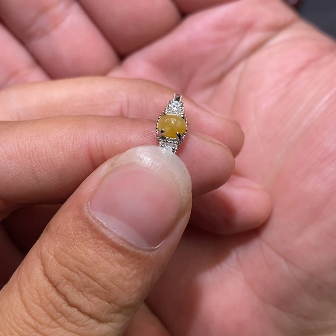 翡翠戒指未镶嵌戒指