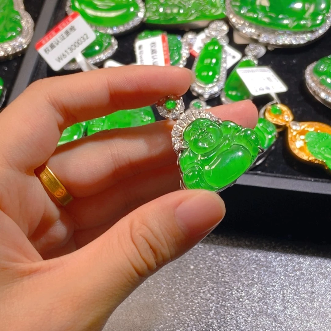 翡翠未镶嵌吊坠(不含链)