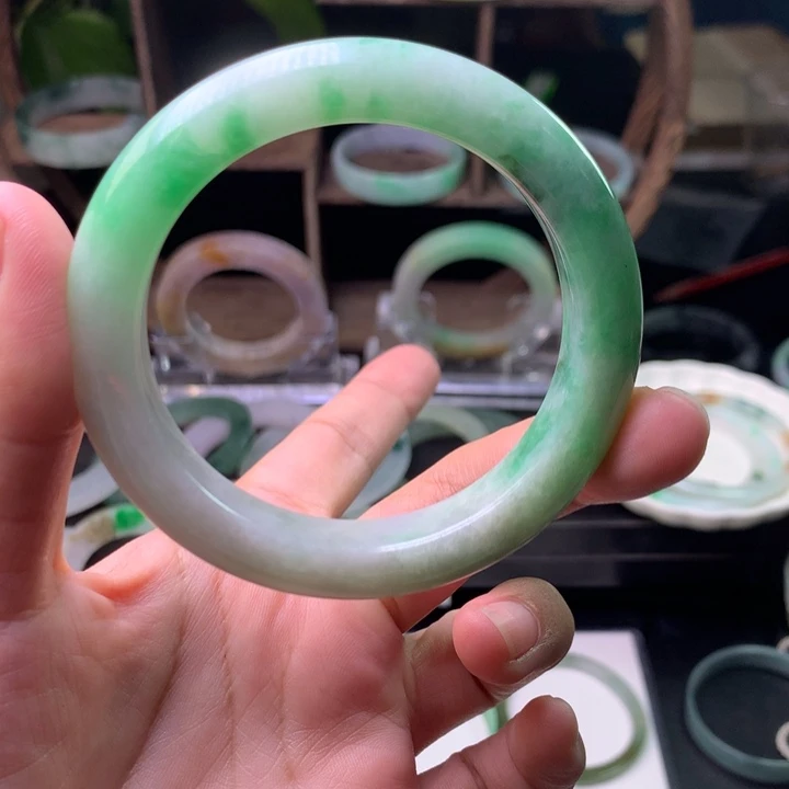 未镶嵌翡翠定制翡翠