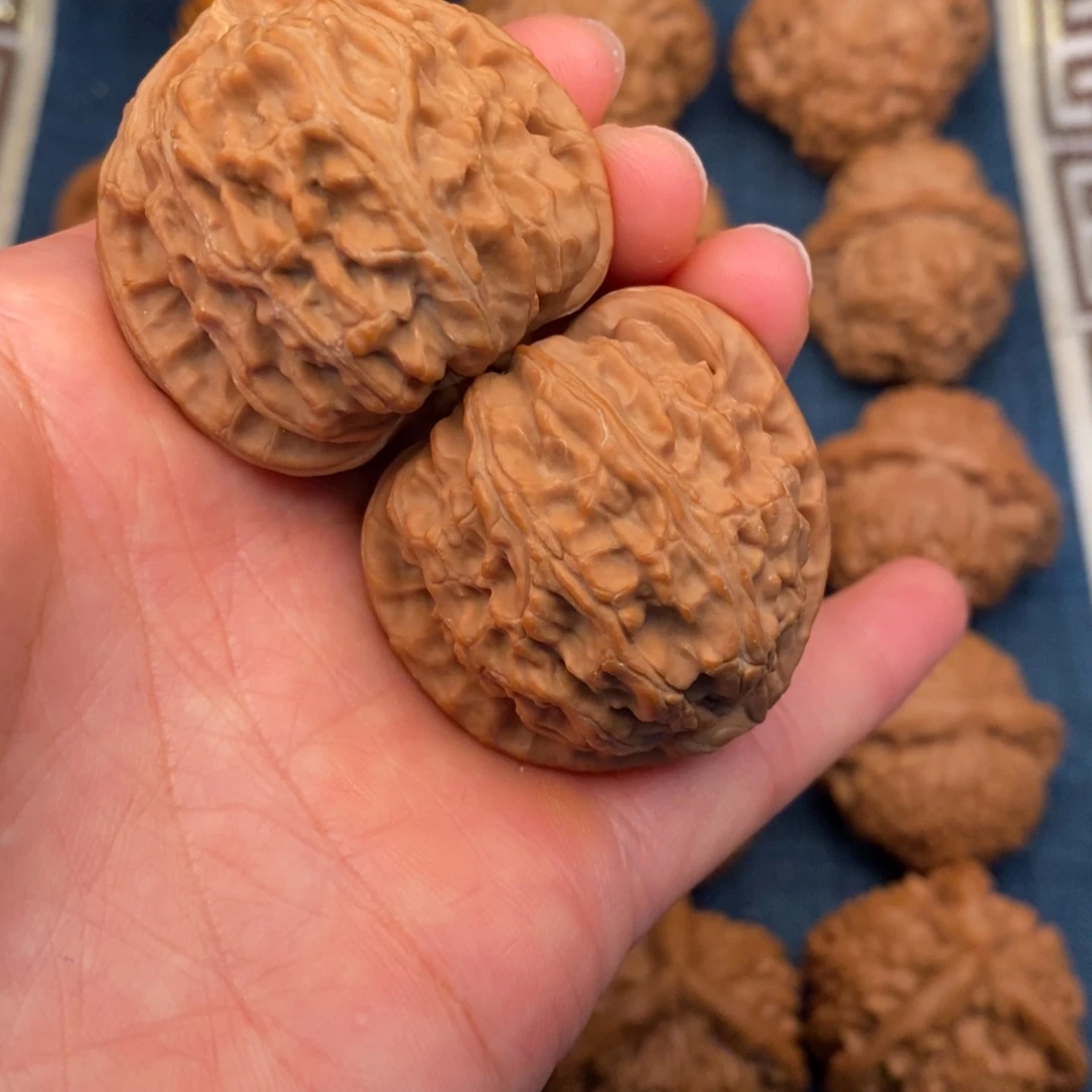 ****饭把件文玩核桃40全品三角白