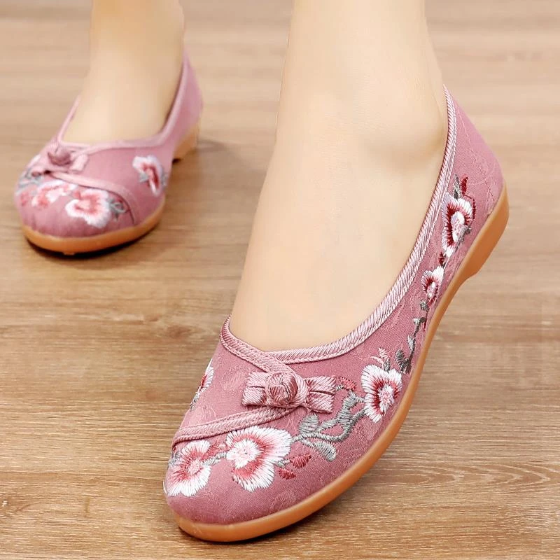 老北京布鞋女春夏民族风绣花鞋女平底休闲汉服鞋软底妈妈鞋舞蹈鞋