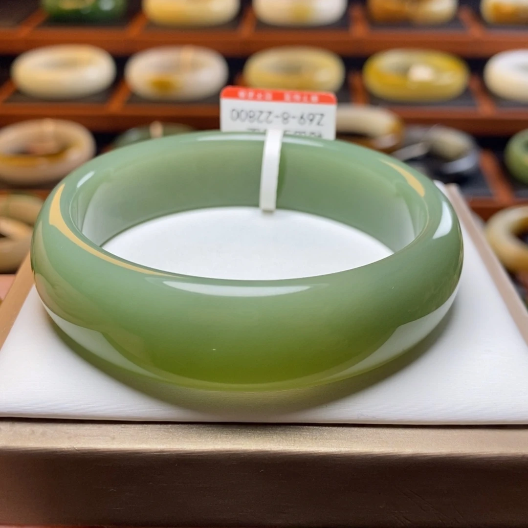 和田玉未镶嵌手镯59.5圈