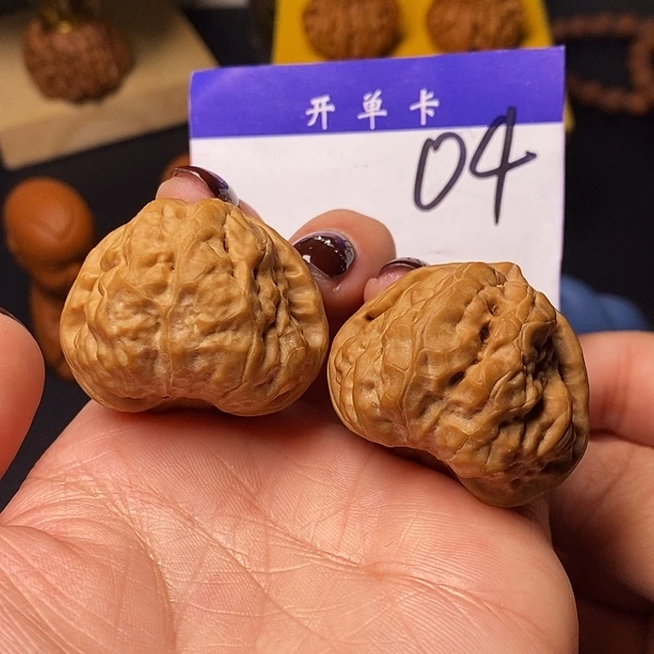 吊坠桃核文玩核桃蛤蟆头全品38磕尖n