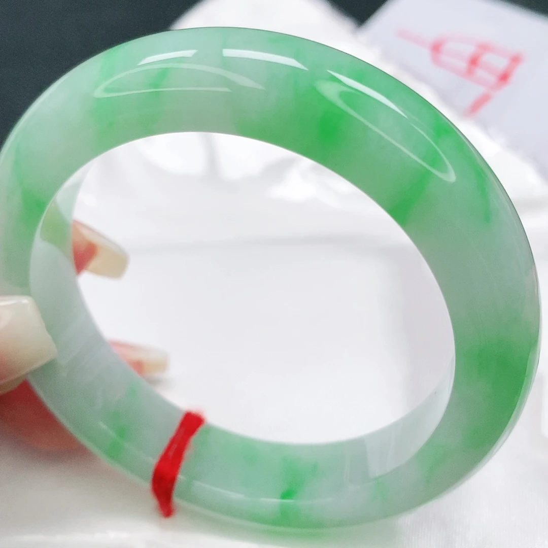 未镶嵌手镯翡翠77