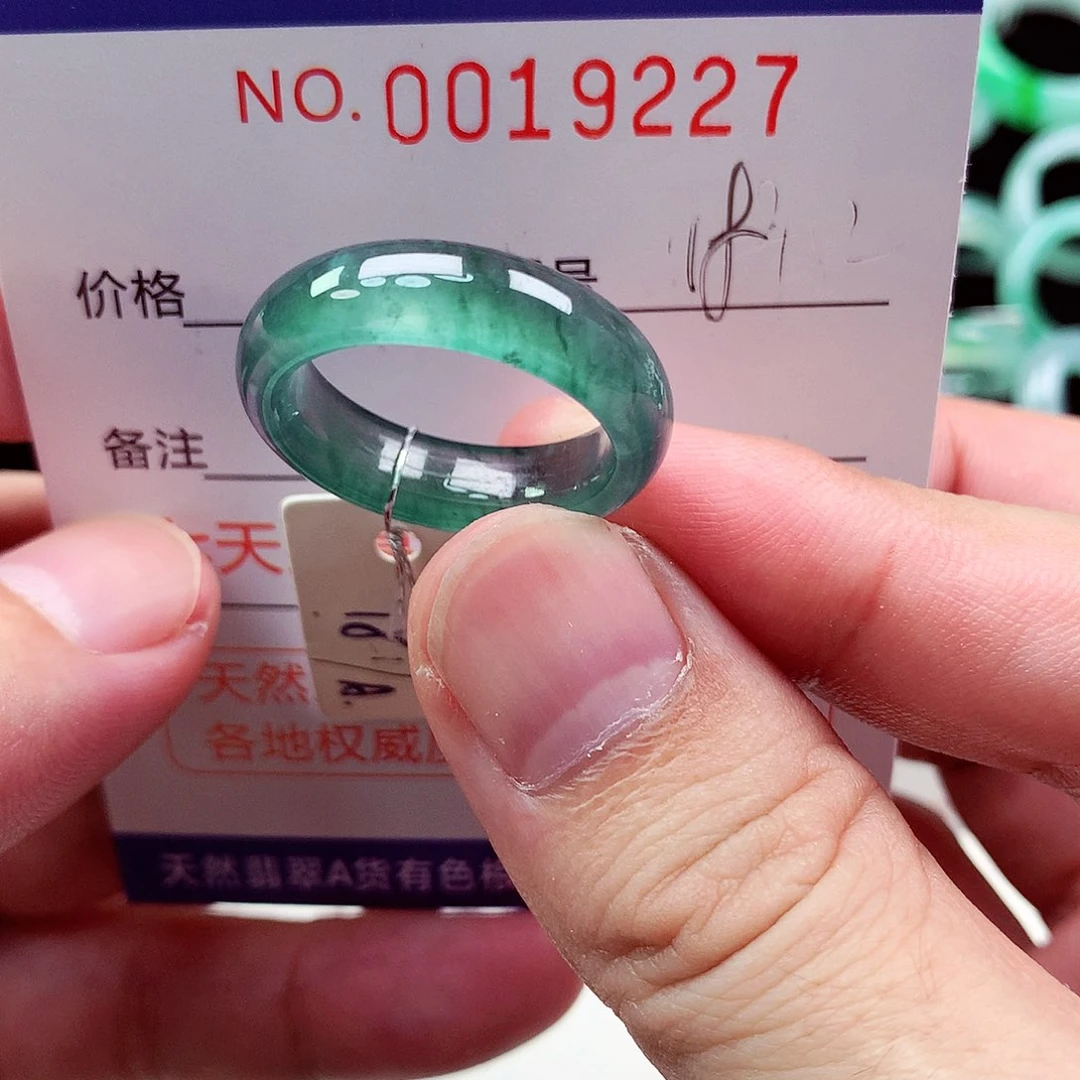 厚***物翡翠戒指未镶嵌天然