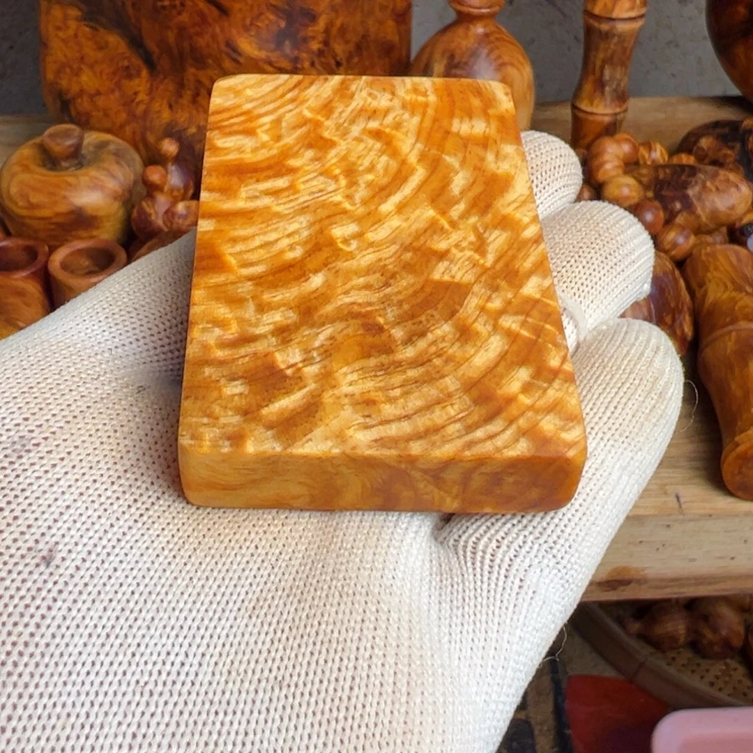 无事牌松木（琥珀木）