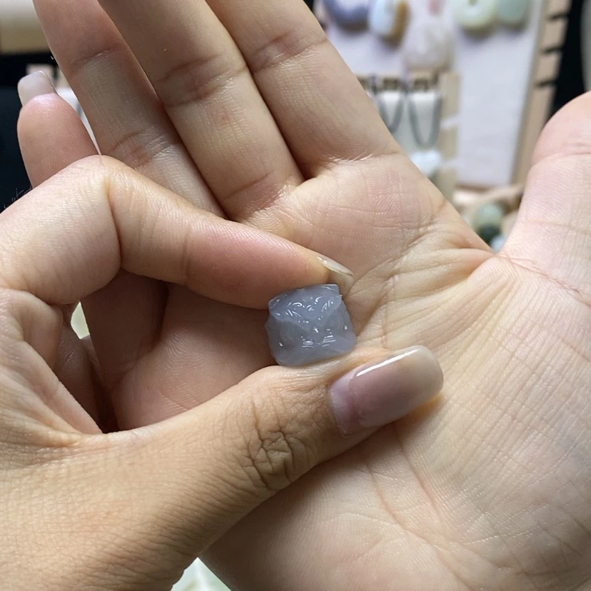 【闪购商品】和田玉未镶嵌颈饰银***喵