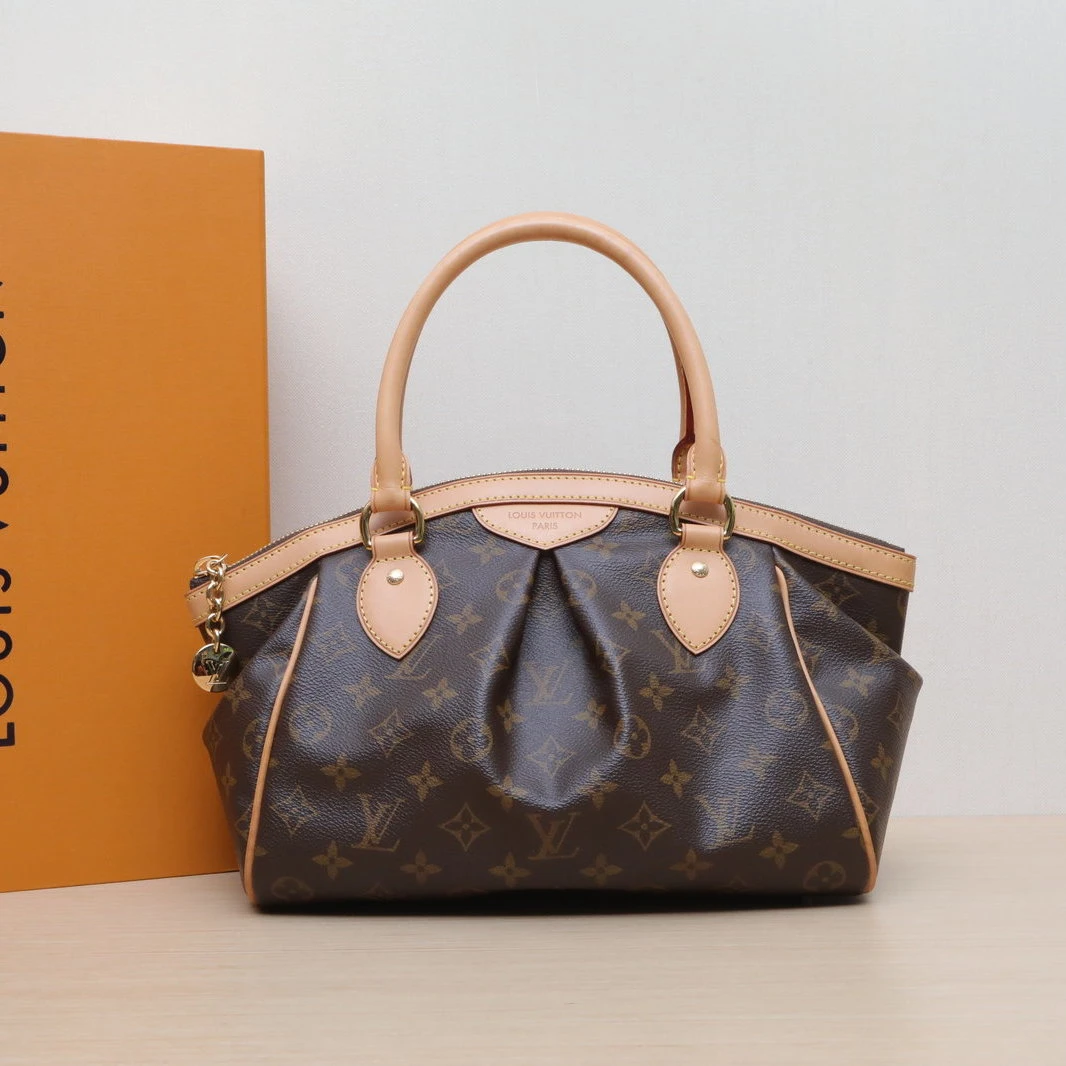 95新 LouisVuitton/路易威登 【特价黑黑】中古 Tivoli PM 饺子包