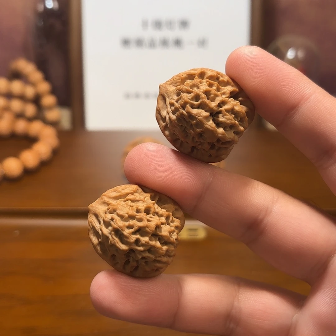 文玩核桃吊坠秦闷