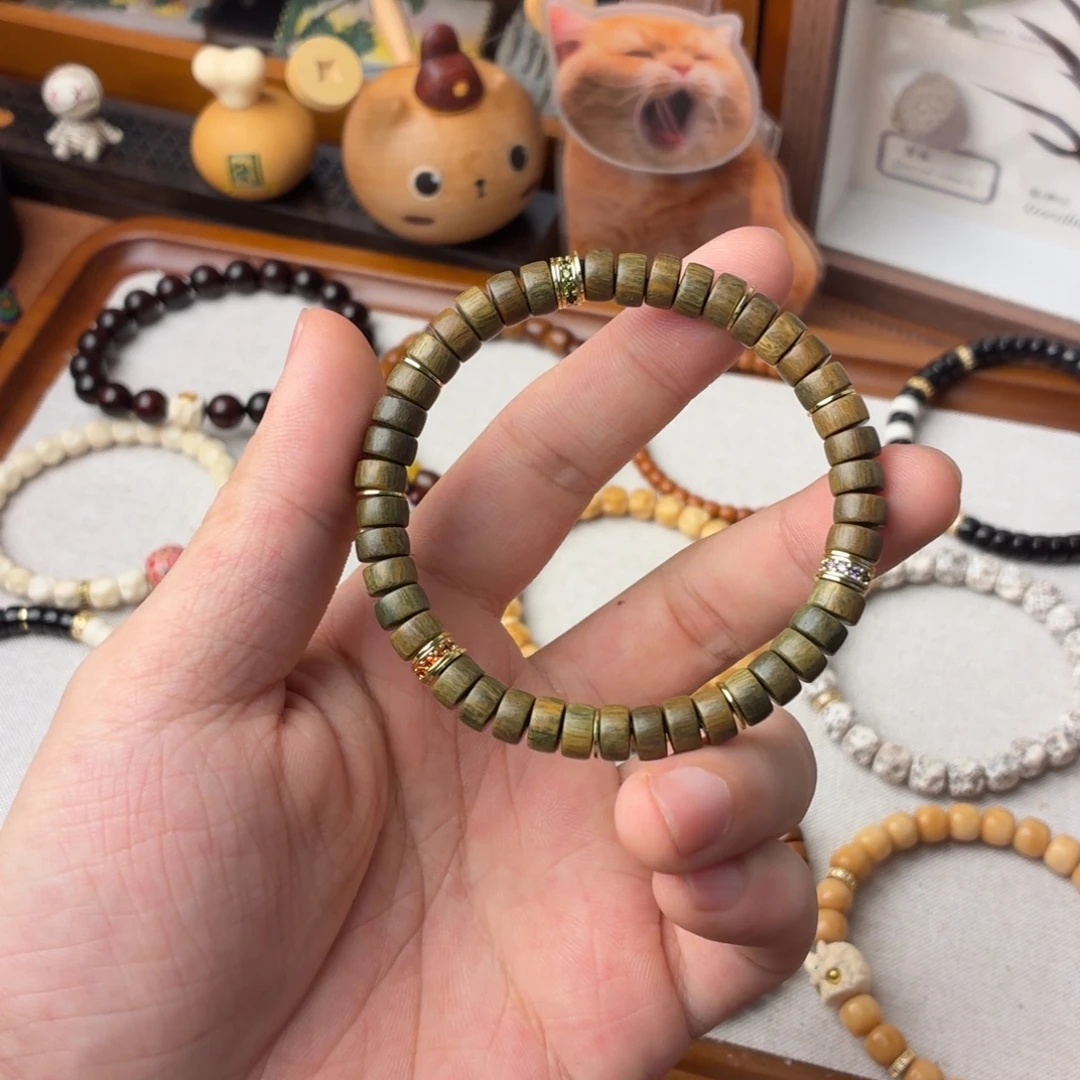 手串/手链维腊木（绿檀）