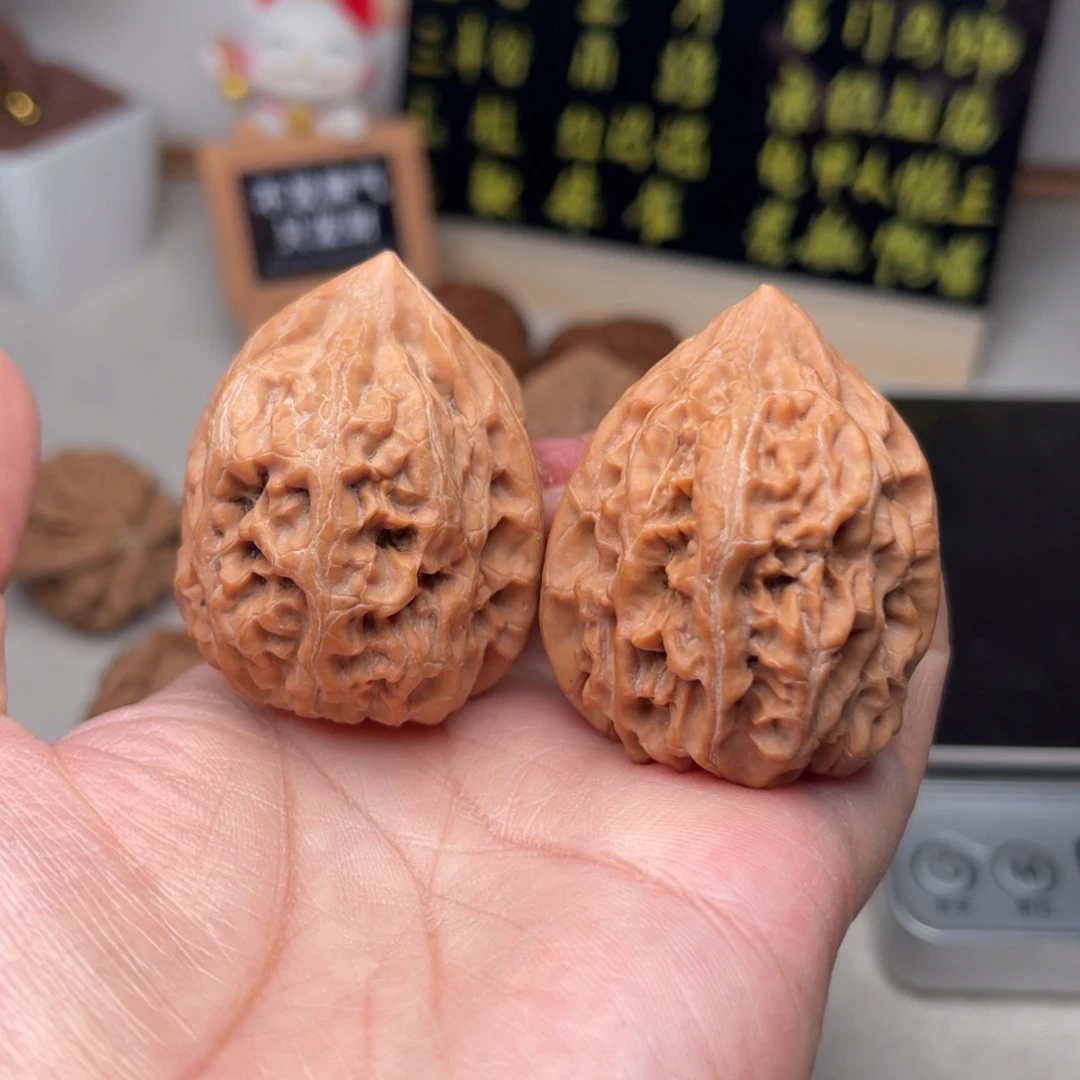 文玩核桃把件火苗