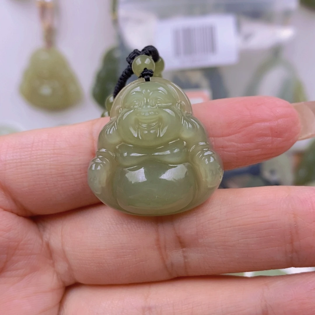 和田玉未镶嵌颈饰奶****