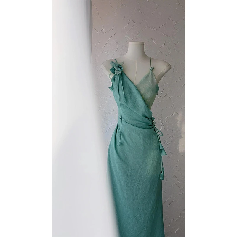 2025新款夏季超好看独特漂亮法式裙子气质绝美高级感绿色连衣裙女