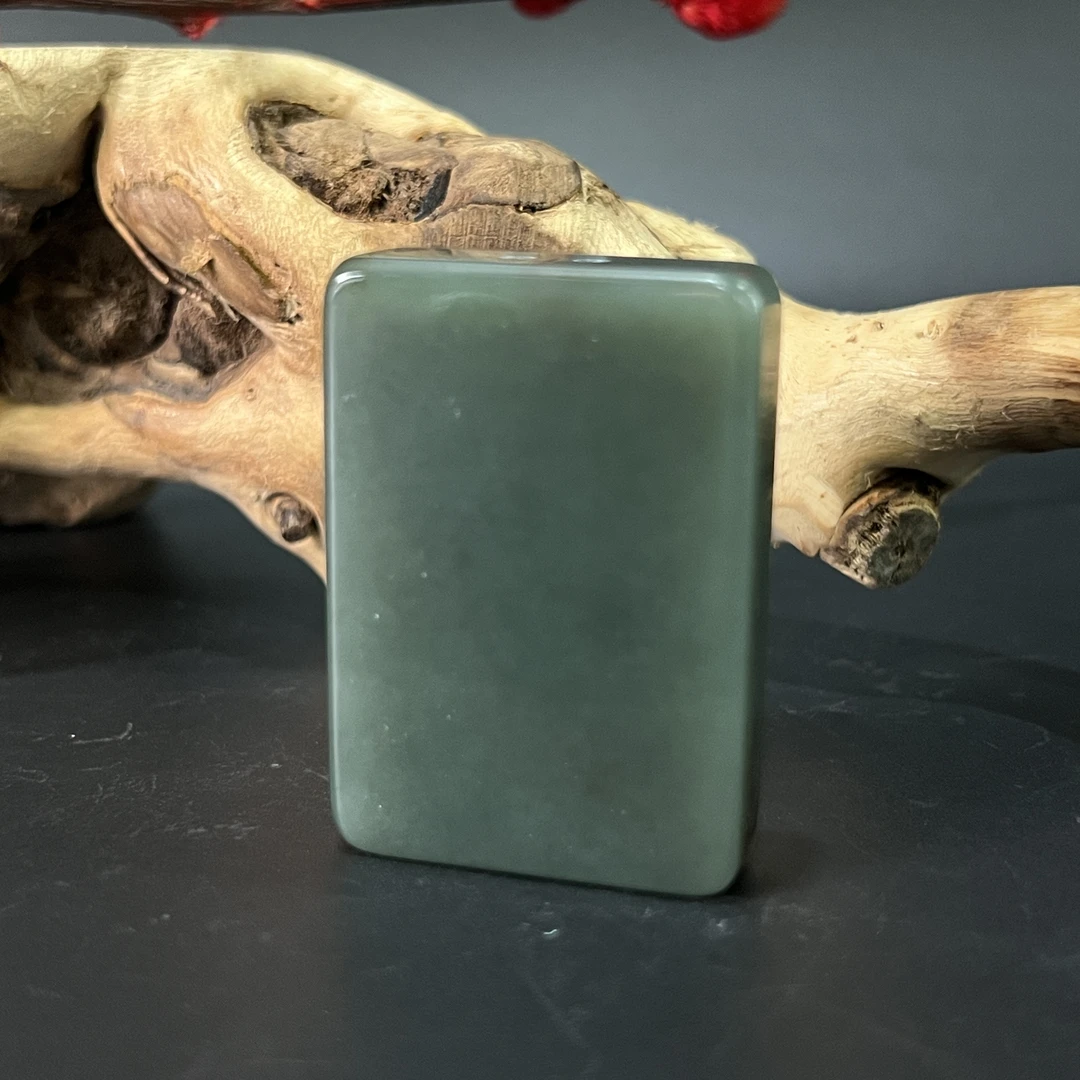 0706GC116和田玉挂件