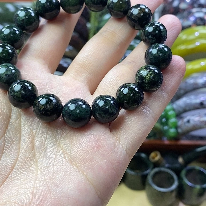 蛇纹石玉未镶嵌卡12手串