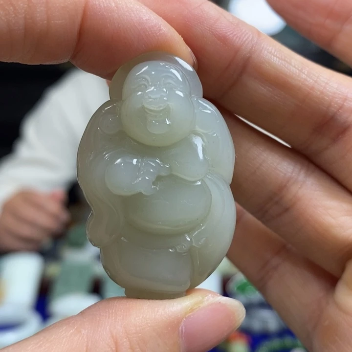 哎***喂和田玉未镶嵌颈饰