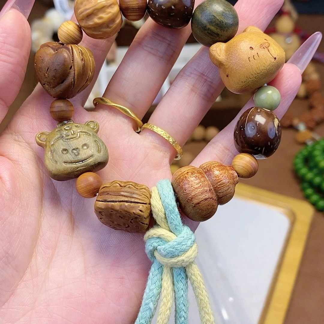 设计款小熊直播间手工