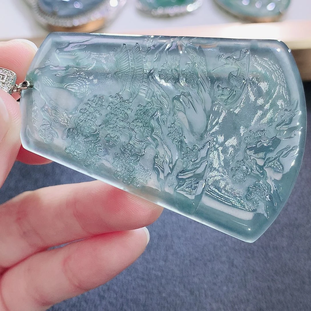 翡翠未镶嵌颈饰翡翠