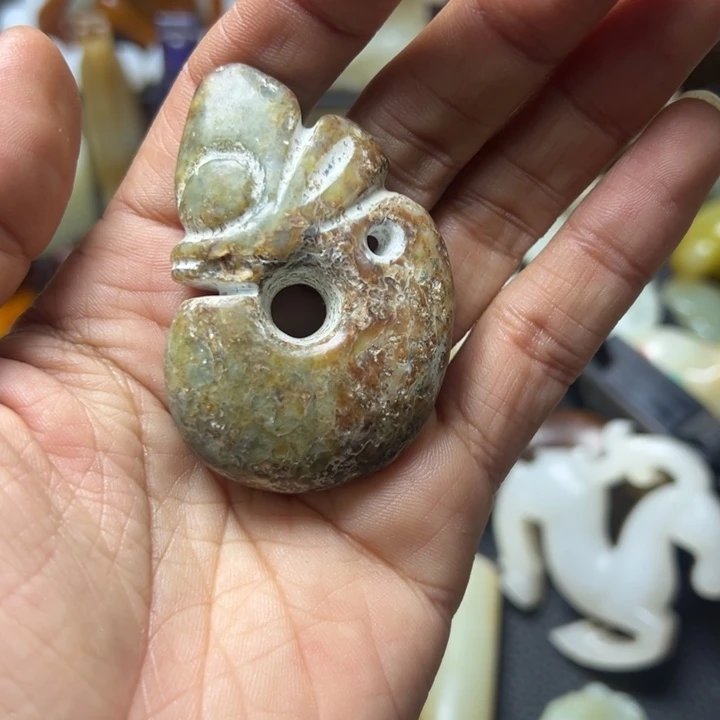 和田玉（糖玉）未镶嵌颈饰