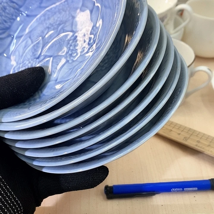 瓷片?****?哈哈哈哈哈哈哈哈哈哈