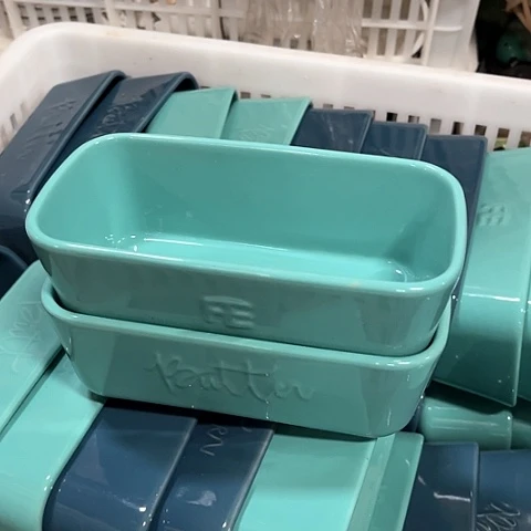 微瑕，不能明火，口径17，宽9高5默认2个