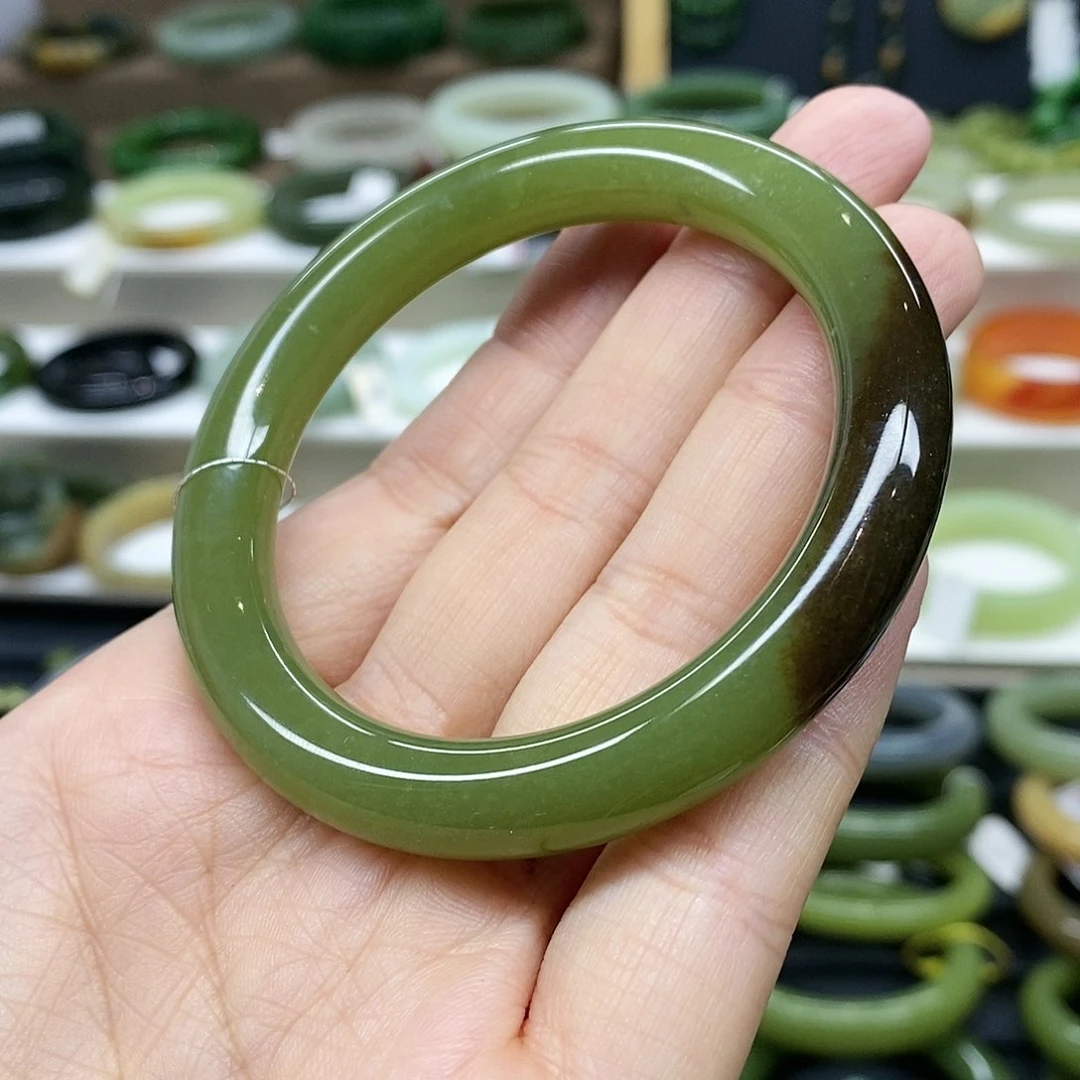 【闪购商品】未镶嵌手镯和田玉