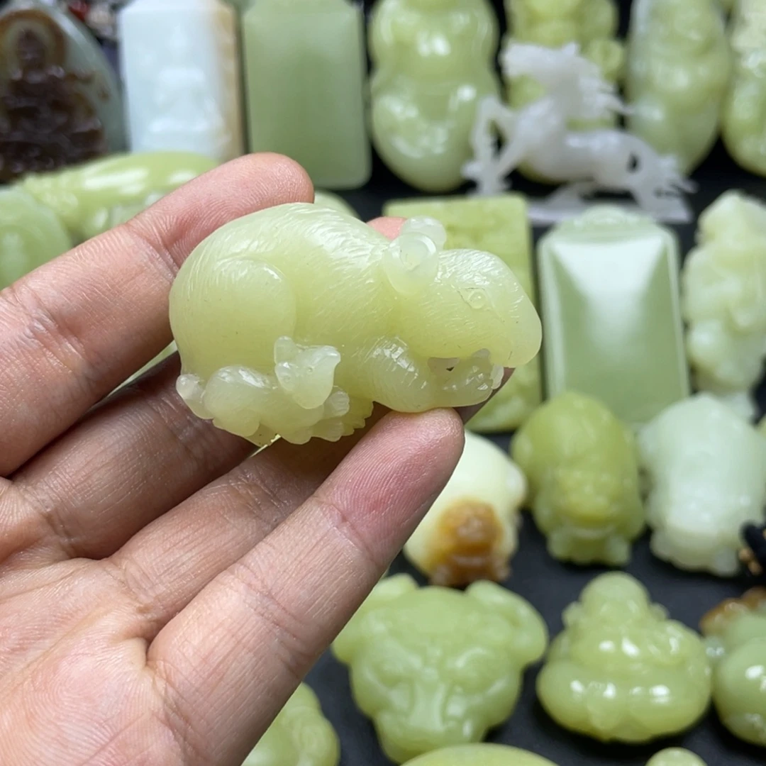 和田玉（黄玉）未镶嵌颈饰