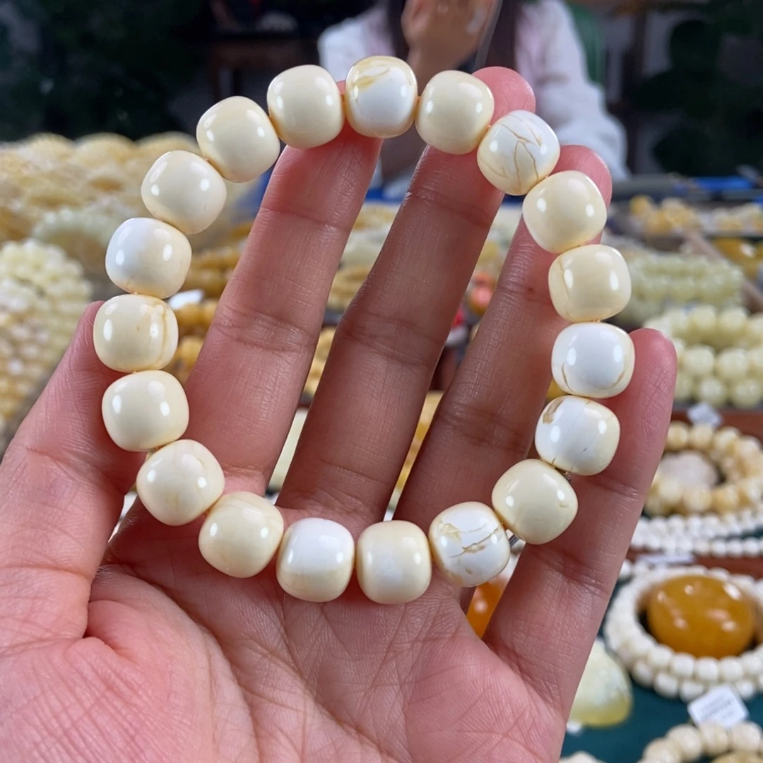 琥珀未镶嵌珠宝奇石12同料白蜡老型20.48