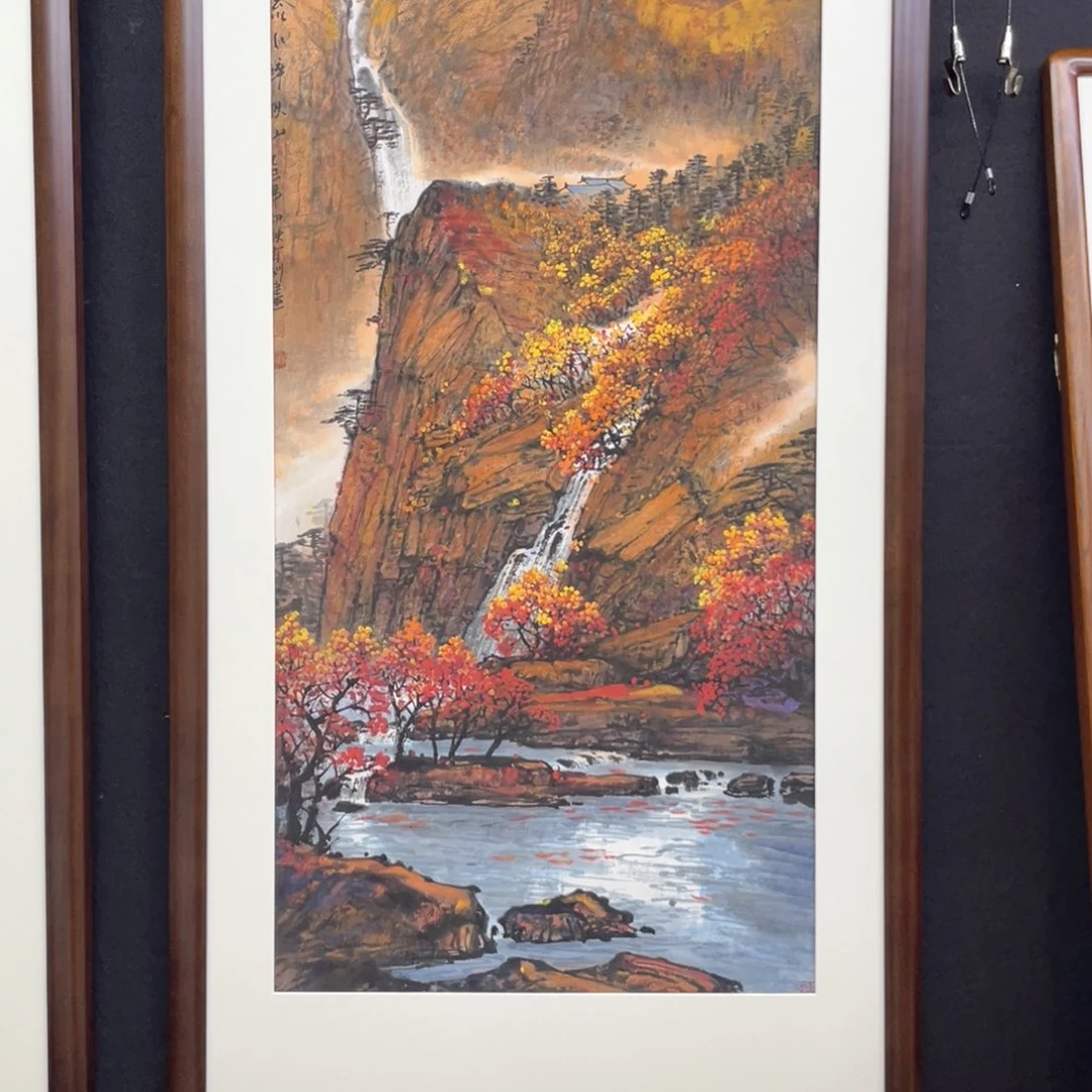 朱***学国画手绘国画，精品山水带框