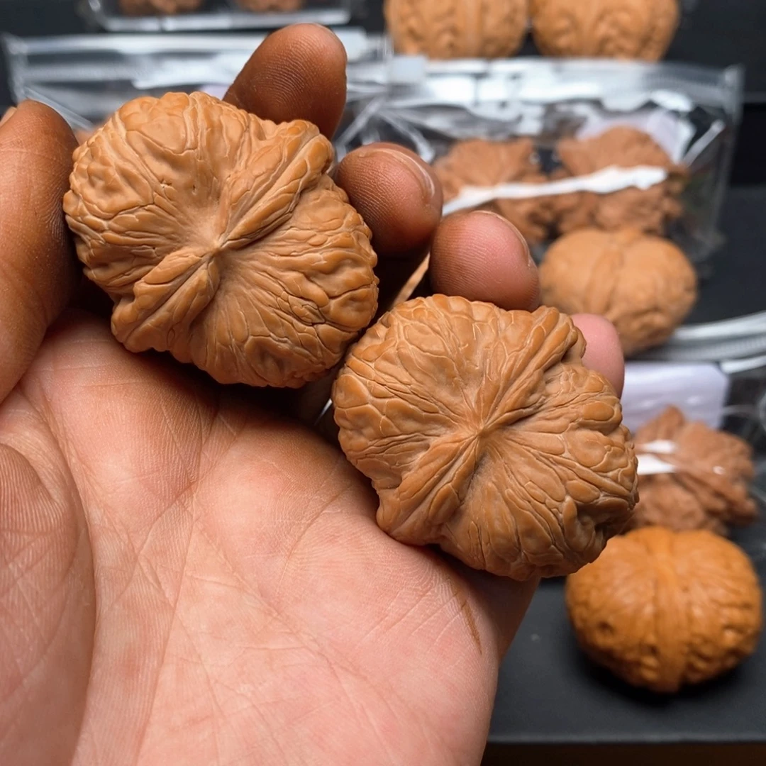 C***c元宝狮子头 盘刷后不退不换