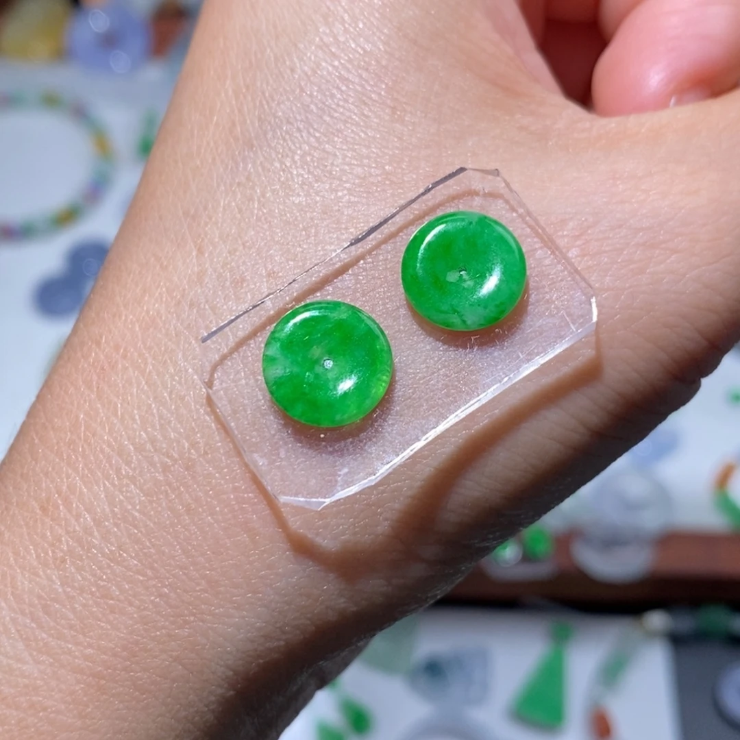 定制翡翠未镶嵌翡翠