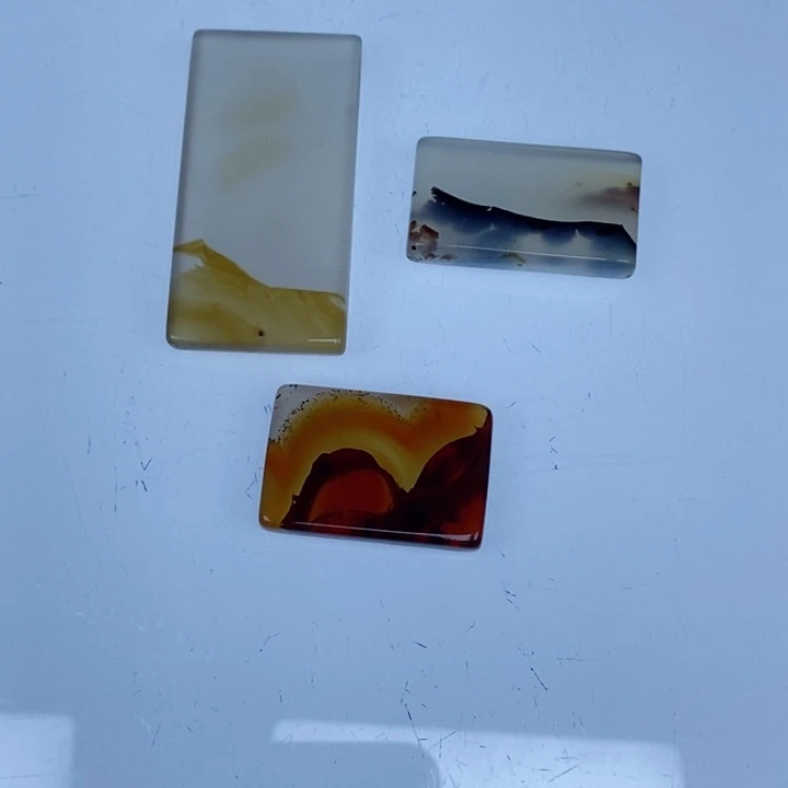 袁***杰玛瑙/玉髓未镶嵌珠宝半成品