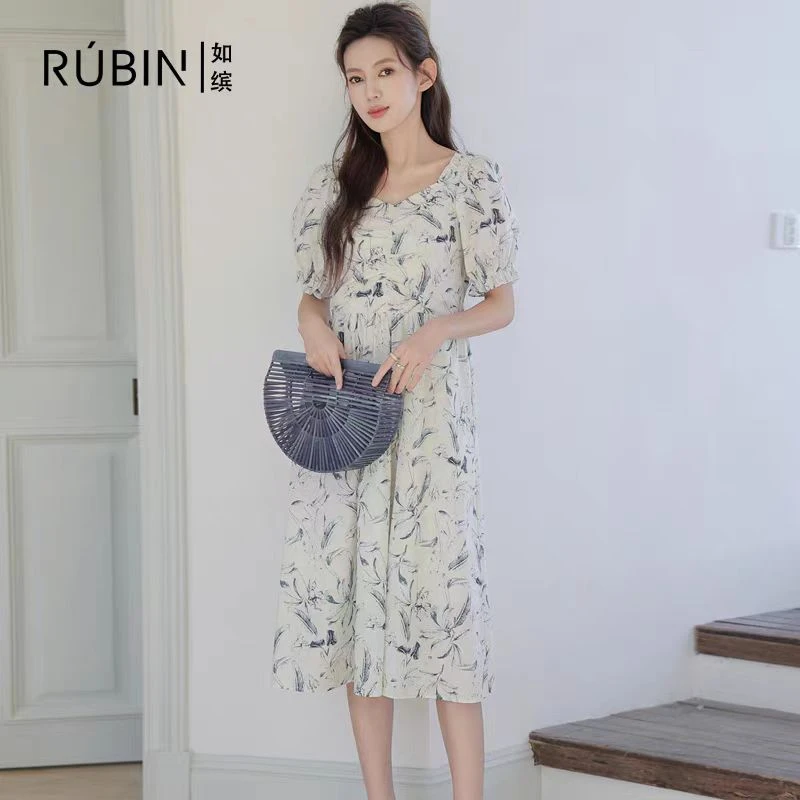 法式印花连衣裙V领荷叶边设计显瘦泡泡袖温柔裙子