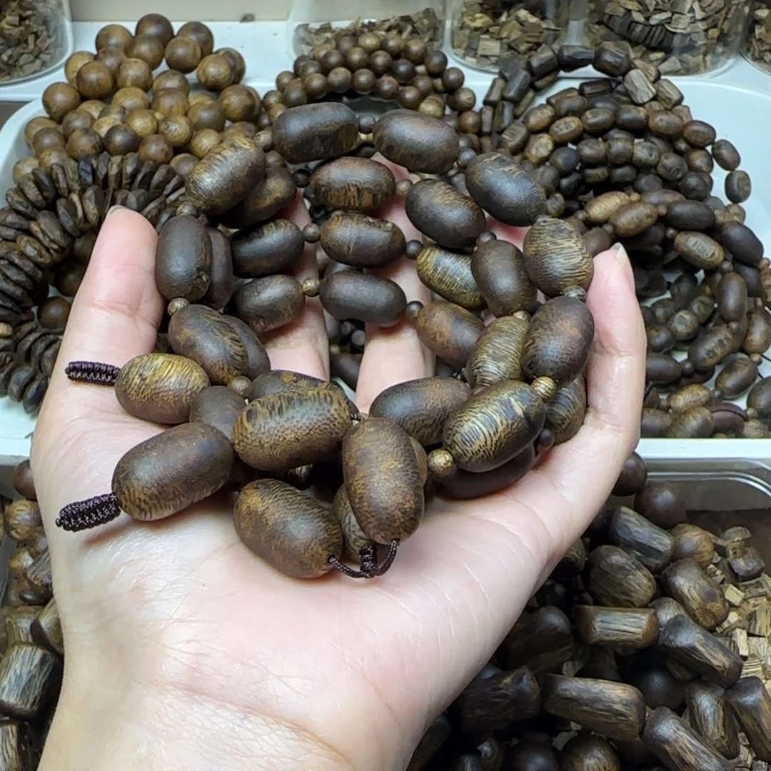 a***言沉香手串多圈高油留疤海南莺歌绿60克