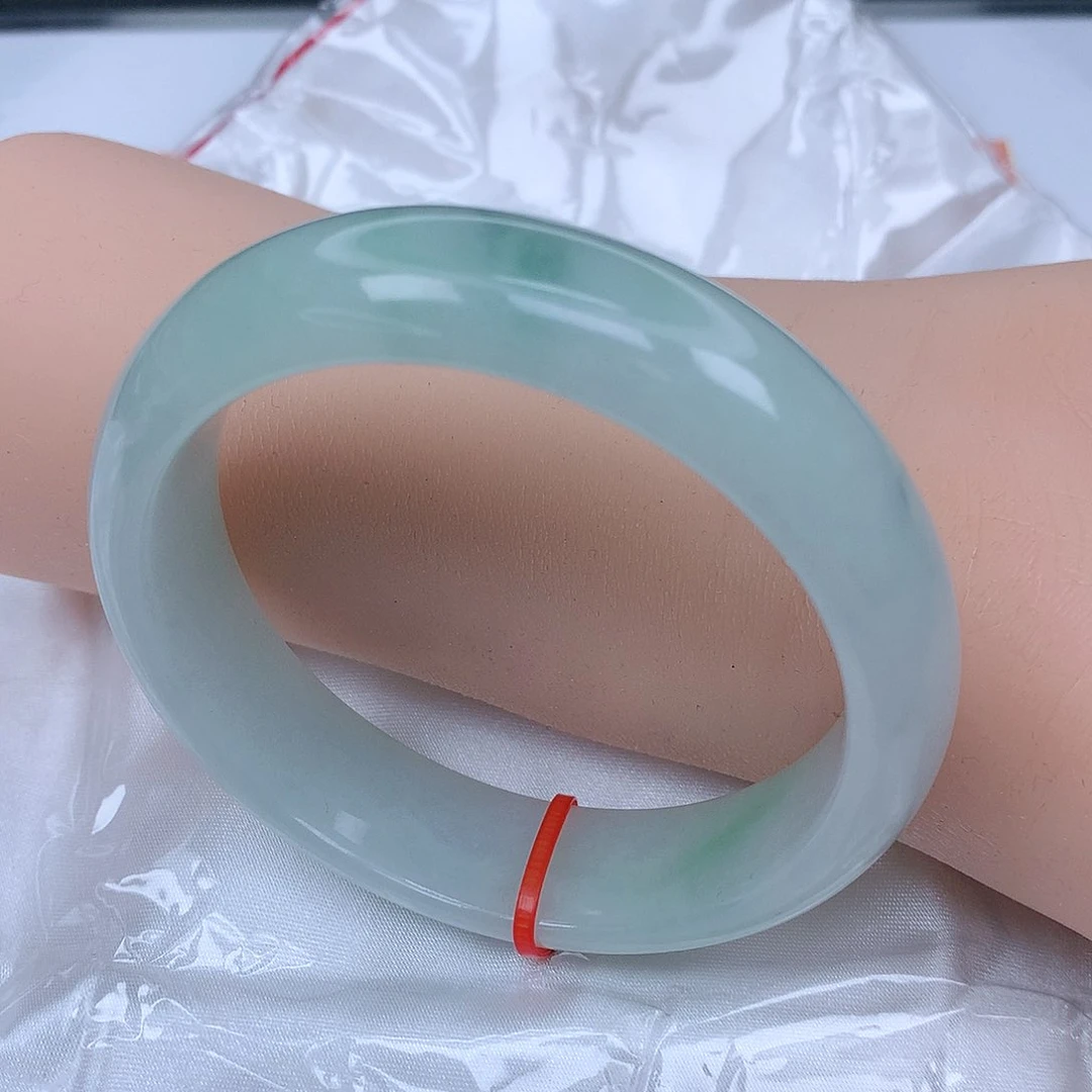【闪购商品】未镶嵌手镯翡翠，55