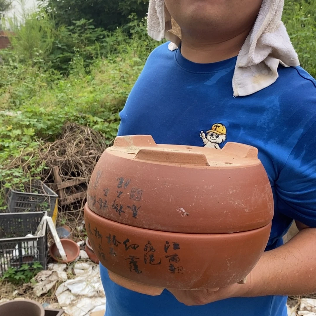 紫砂艺术学院的同学在一起