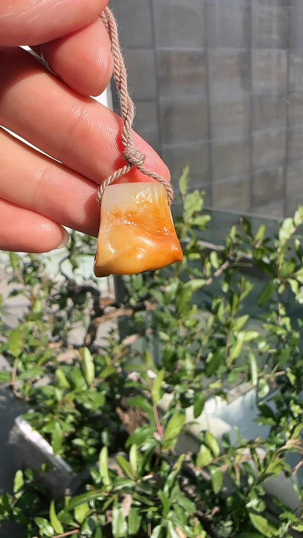 精品和田籽料《勒子》苏工雕刻