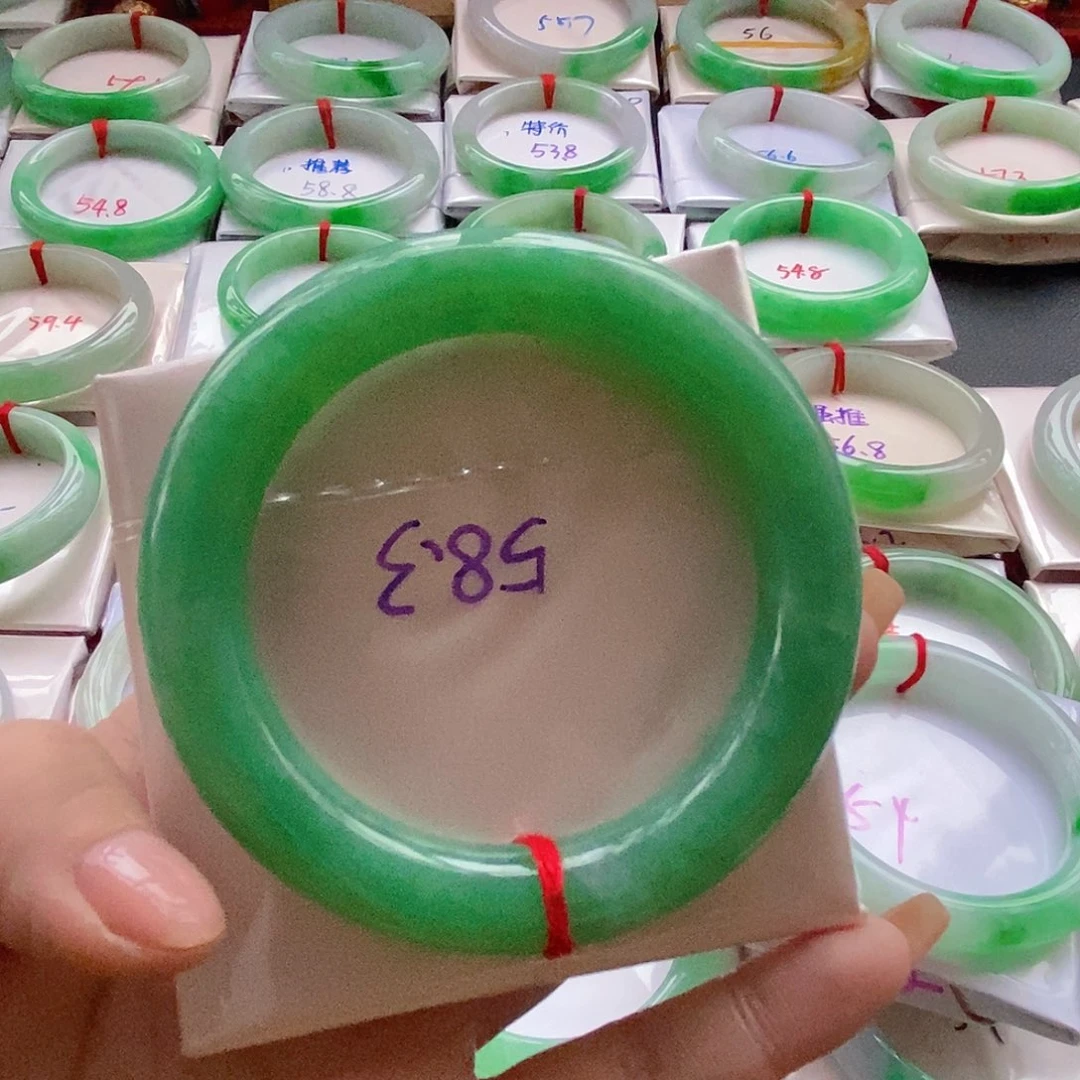 未镶嵌手镯翡翠58