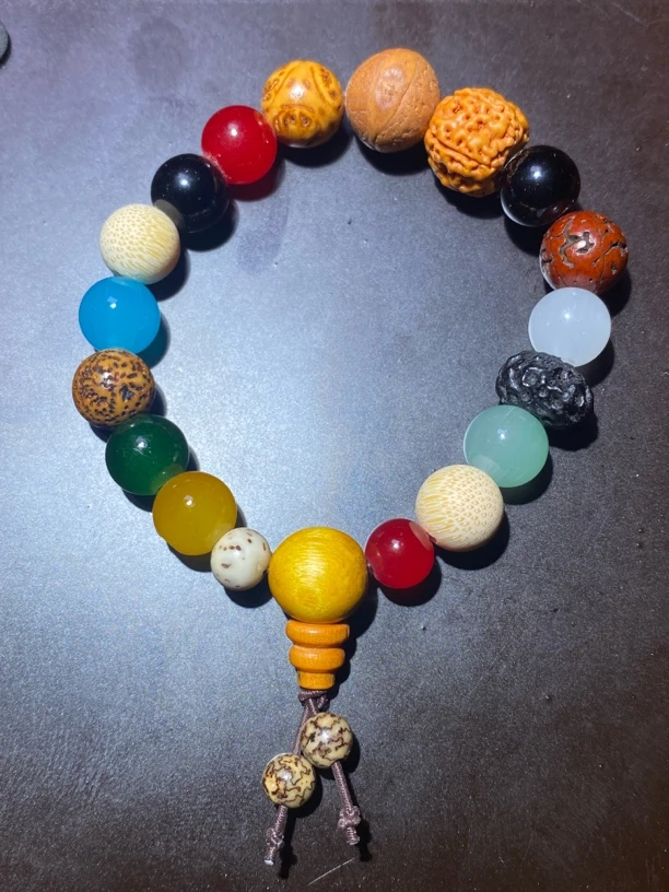 普艺文玩手串（无礼盒）9328