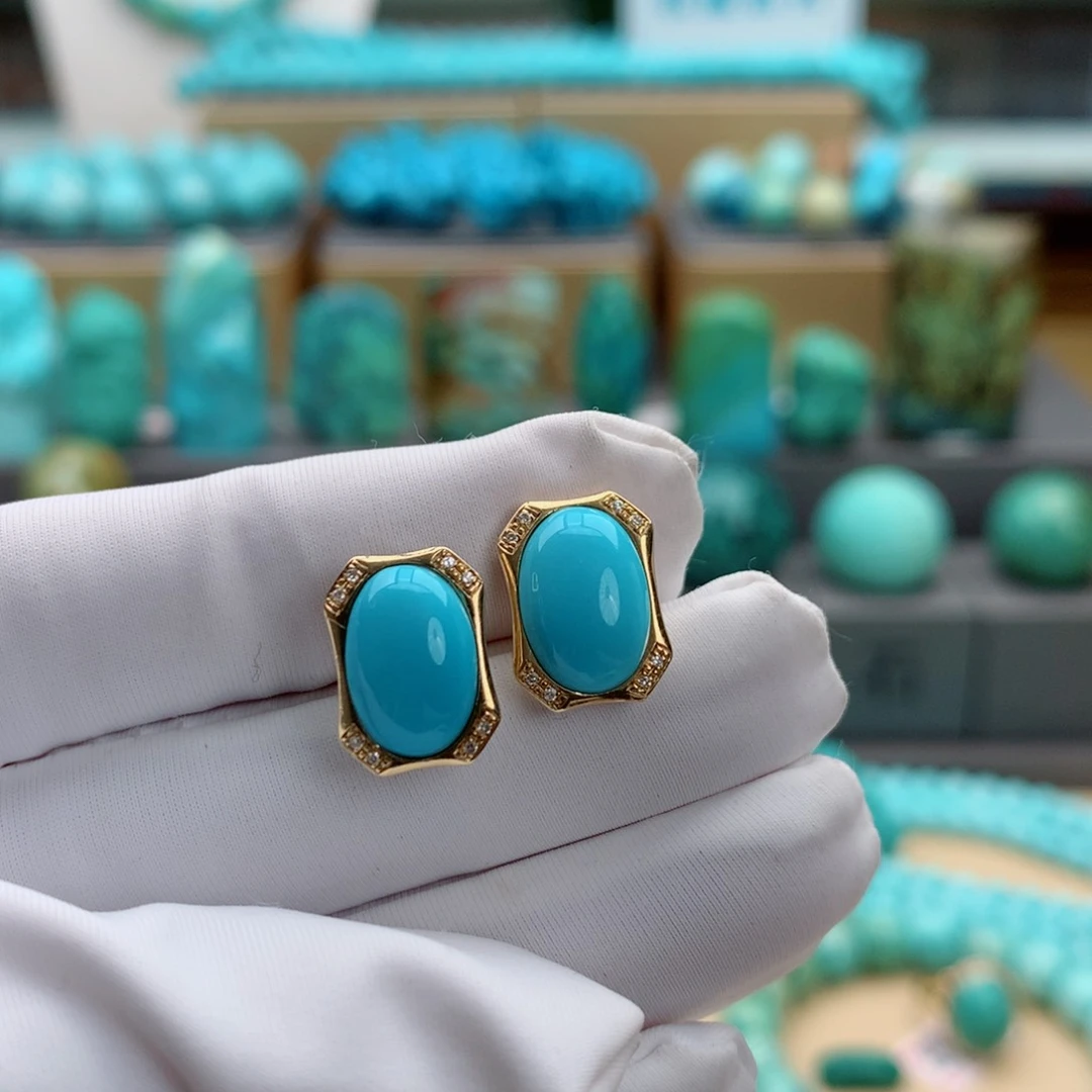 18K金镶嵌绿松石挂件